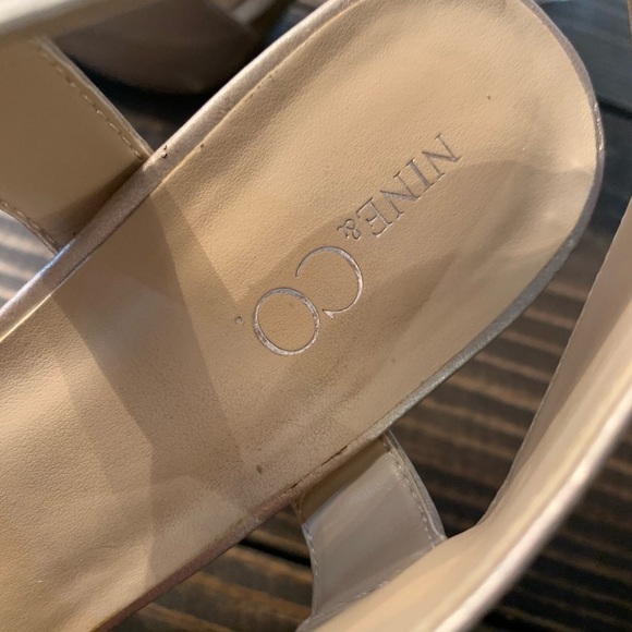 Nine & Co. Heels 👠 - Picture 4 of 6